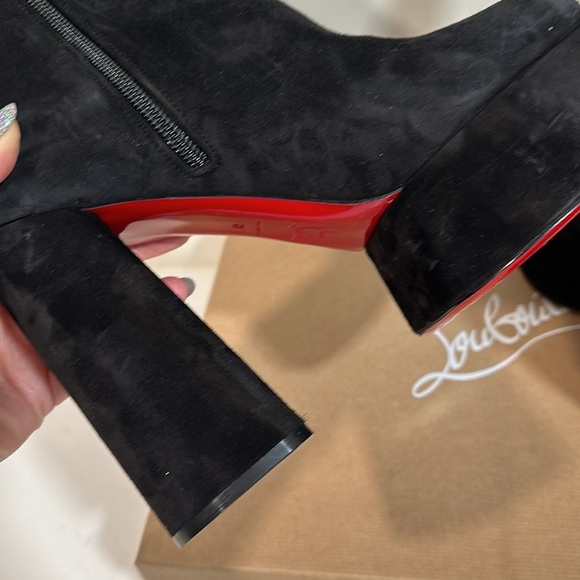 NWB Christian Louboutin Izamayaz suede platform ankle boots size 41 Block Heel - Picture 13 of 14